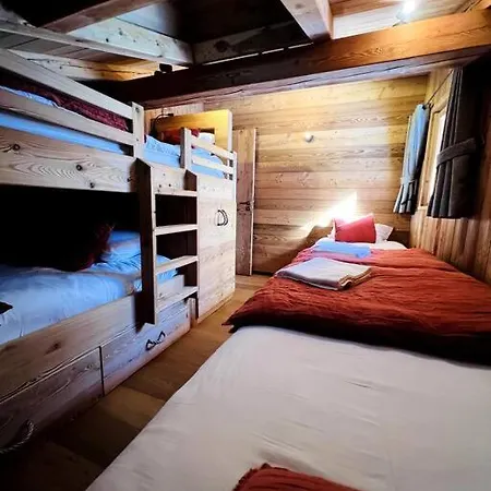 Dans De Luxe * Megeve