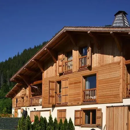 Holiday home Dans De Luxe