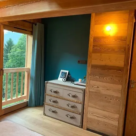 Dans De Luxe * Megeve